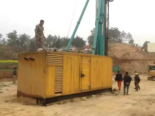墨竹工卡如何判断水冷式机油散热器密封件是否需要更换？
